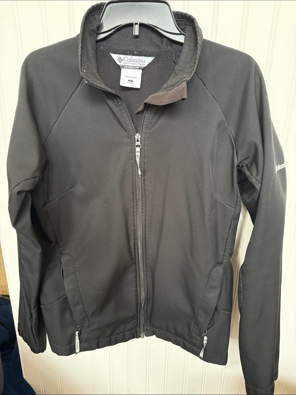 Columbia Black Full-Zip Outdoor Softshell Jacket